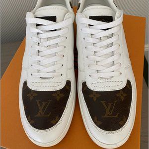 Louis Vuitton Rivoli Sneaker Gray And White For Men LV - Clothingta